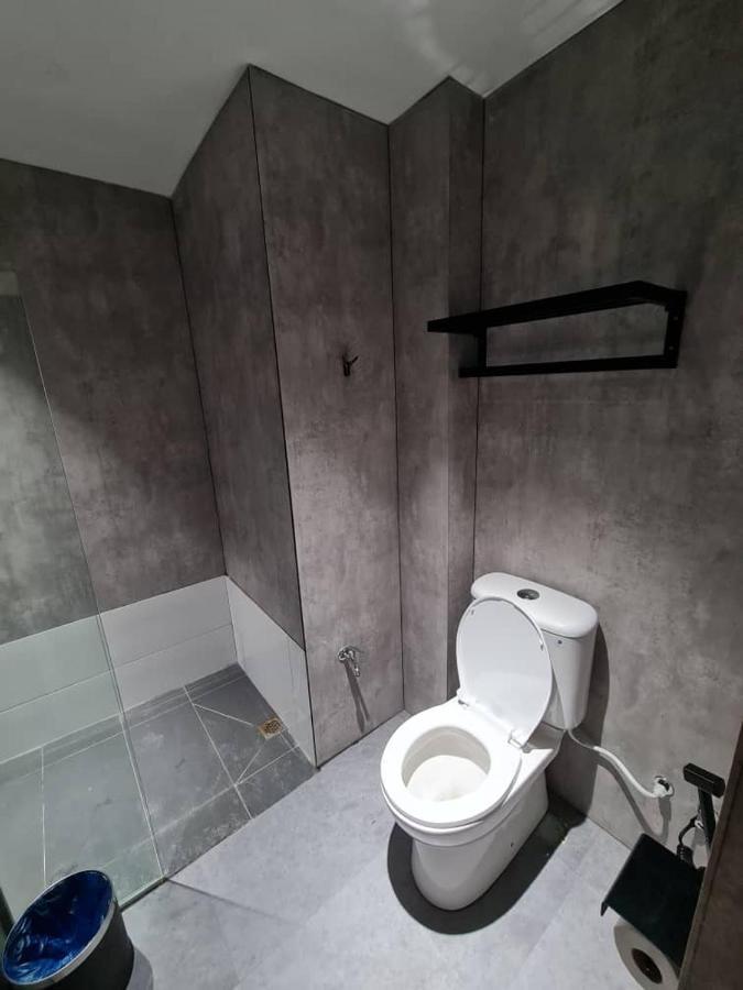 Extreme Boutique Hotel Клуанг Экстерьер фото